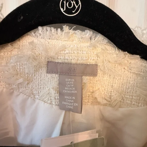 H&M Cream Textured Blazer - Picture 3 of 7